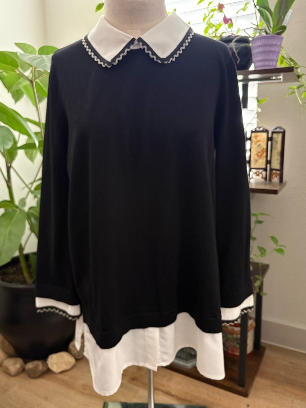 Karl Lagerfeld Black Layered Sweater with White Peter Pan Collar NWOT 80%Rayon
